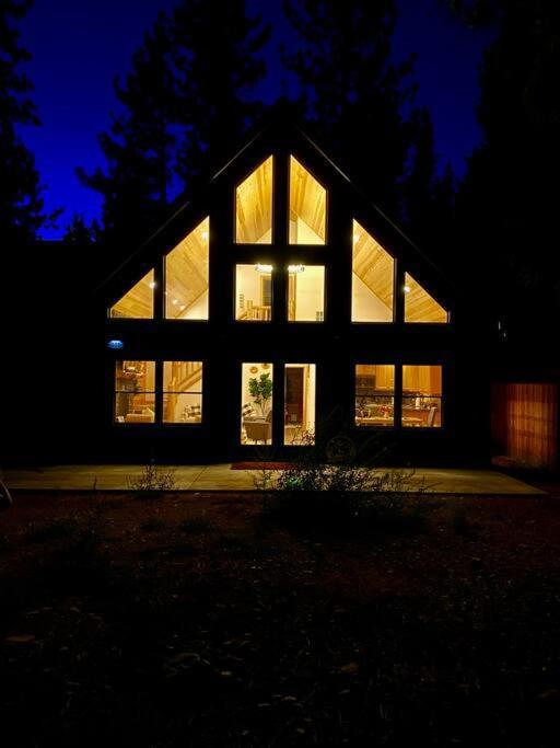 Modern Family Cabin Mins To Lake, Slopes & Hikes Биг-Бэар-Сити Экстерьер фото