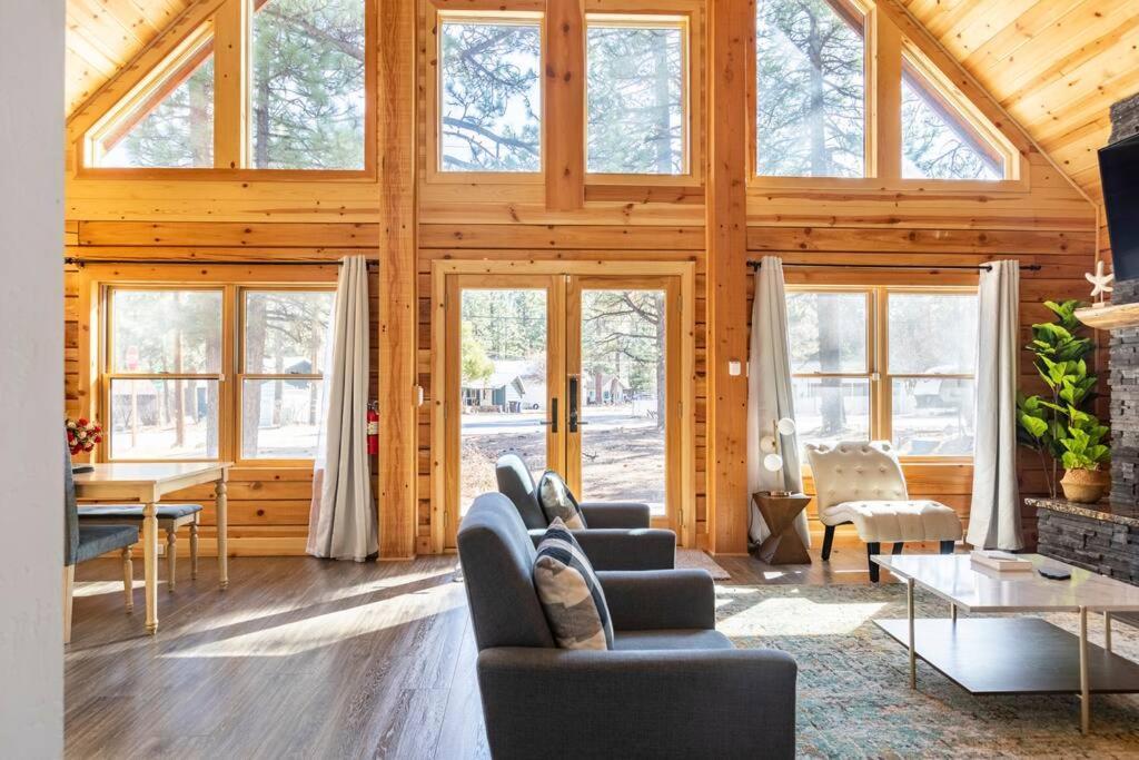 Modern Family Cabin Mins To Lake, Slopes & Hikes Биг-Бэар-Сити Экстерьер фото